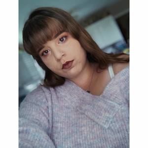 Meet your Posher, Isabella